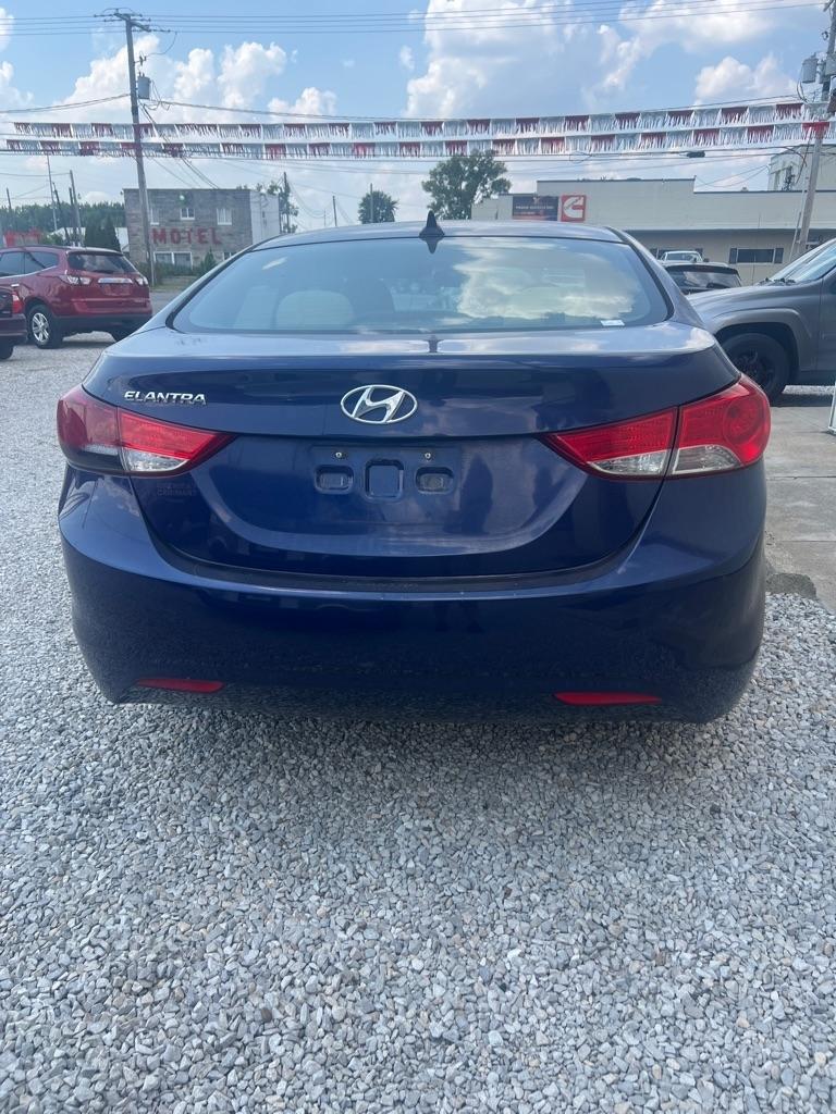 Hyundai Elantra 4dr Sdn Auto 2013