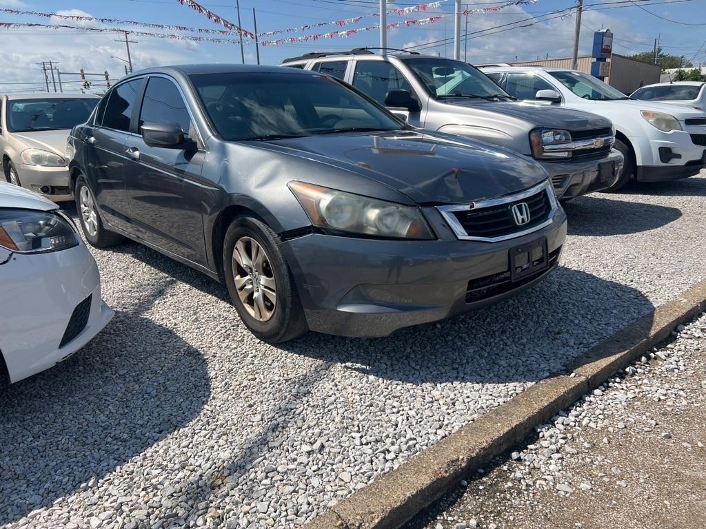 Honda Accord 1800 4-Door Sedan 2010