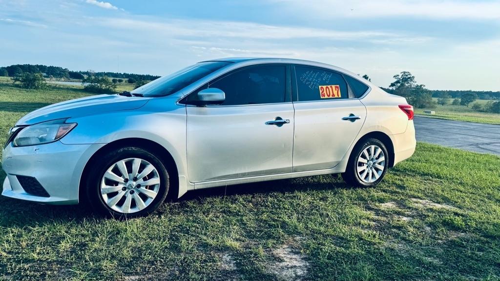Nissan Sentra SV 4D Sedan 2017
