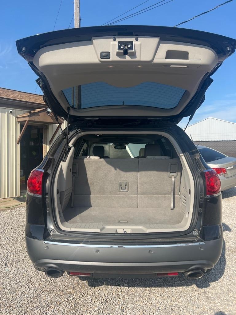 Buick Enclave  2011