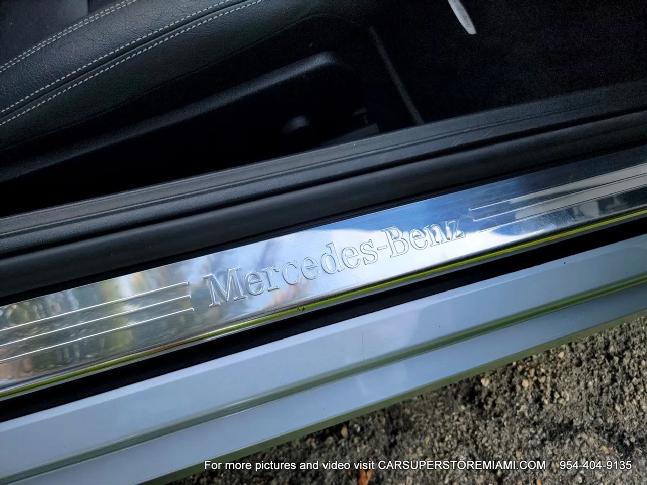 Mercedes-Benz SLK  2012