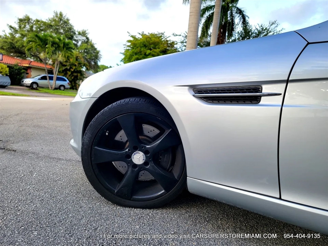 Mercedes-Benz SLK  2012