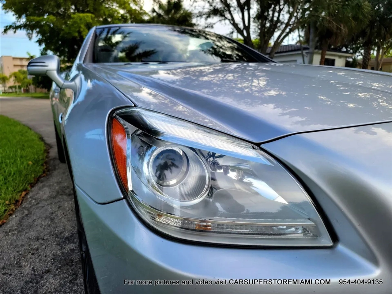 Mercedes-Benz SLK  2012