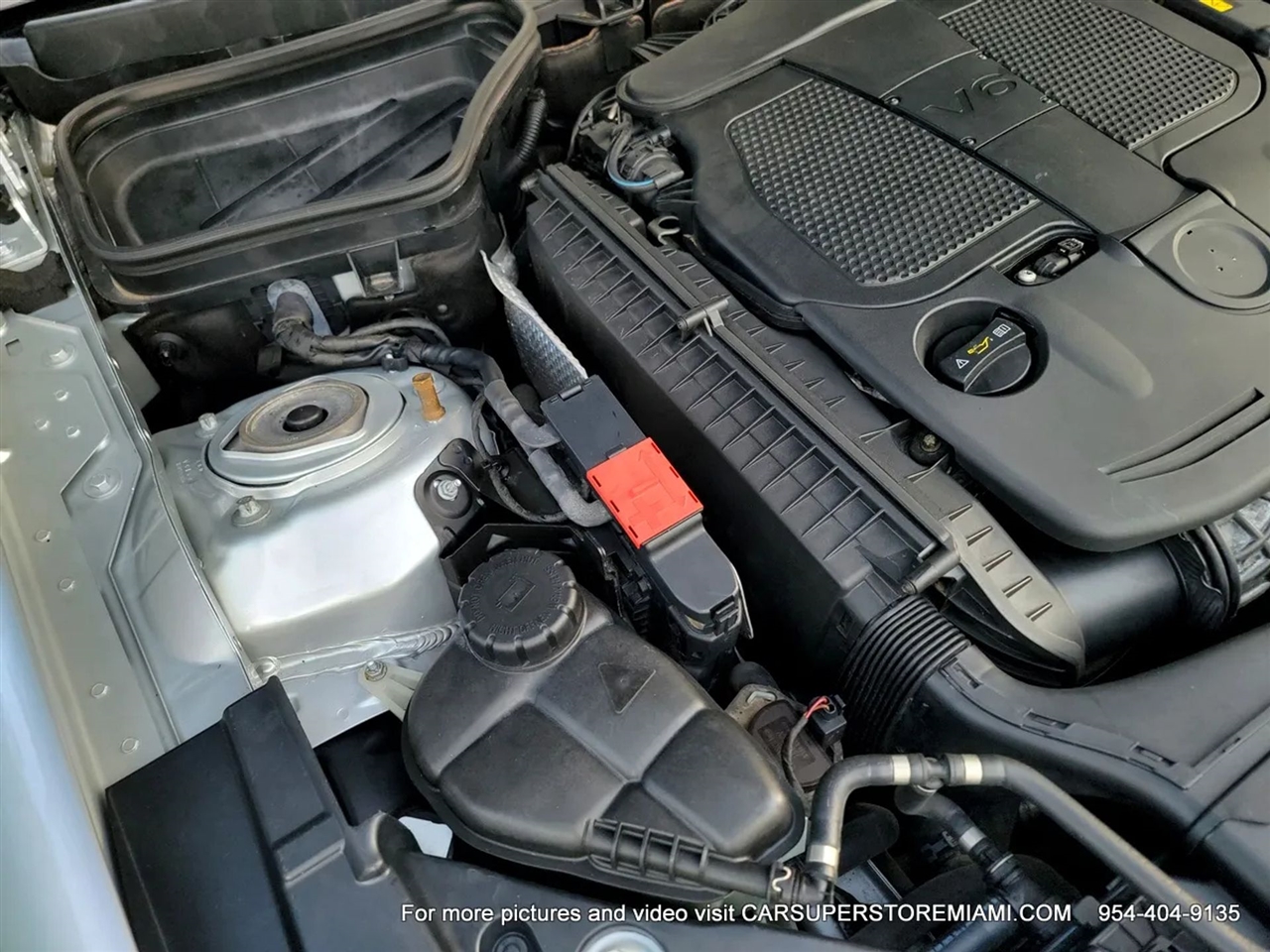 Mercedes-Benz SLK  2012