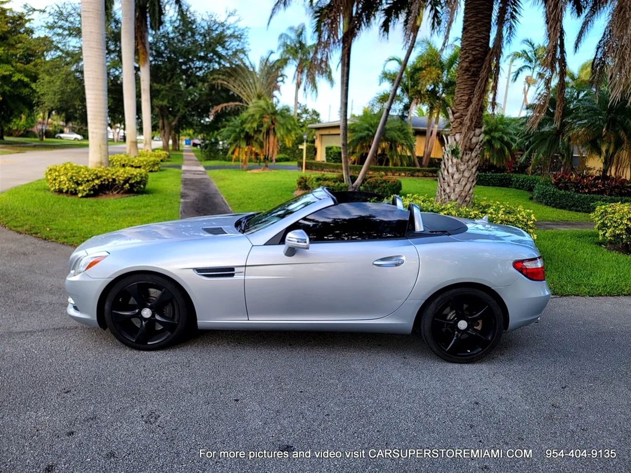 Mercedes-Benz SLK  2012