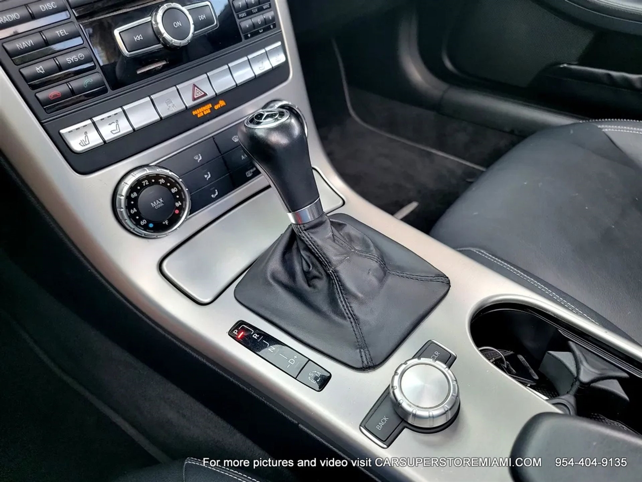 Mercedes-Benz SLK  2012