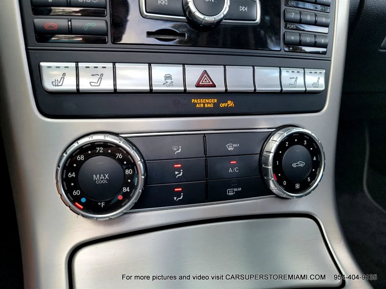 Mercedes-Benz SLK  2012