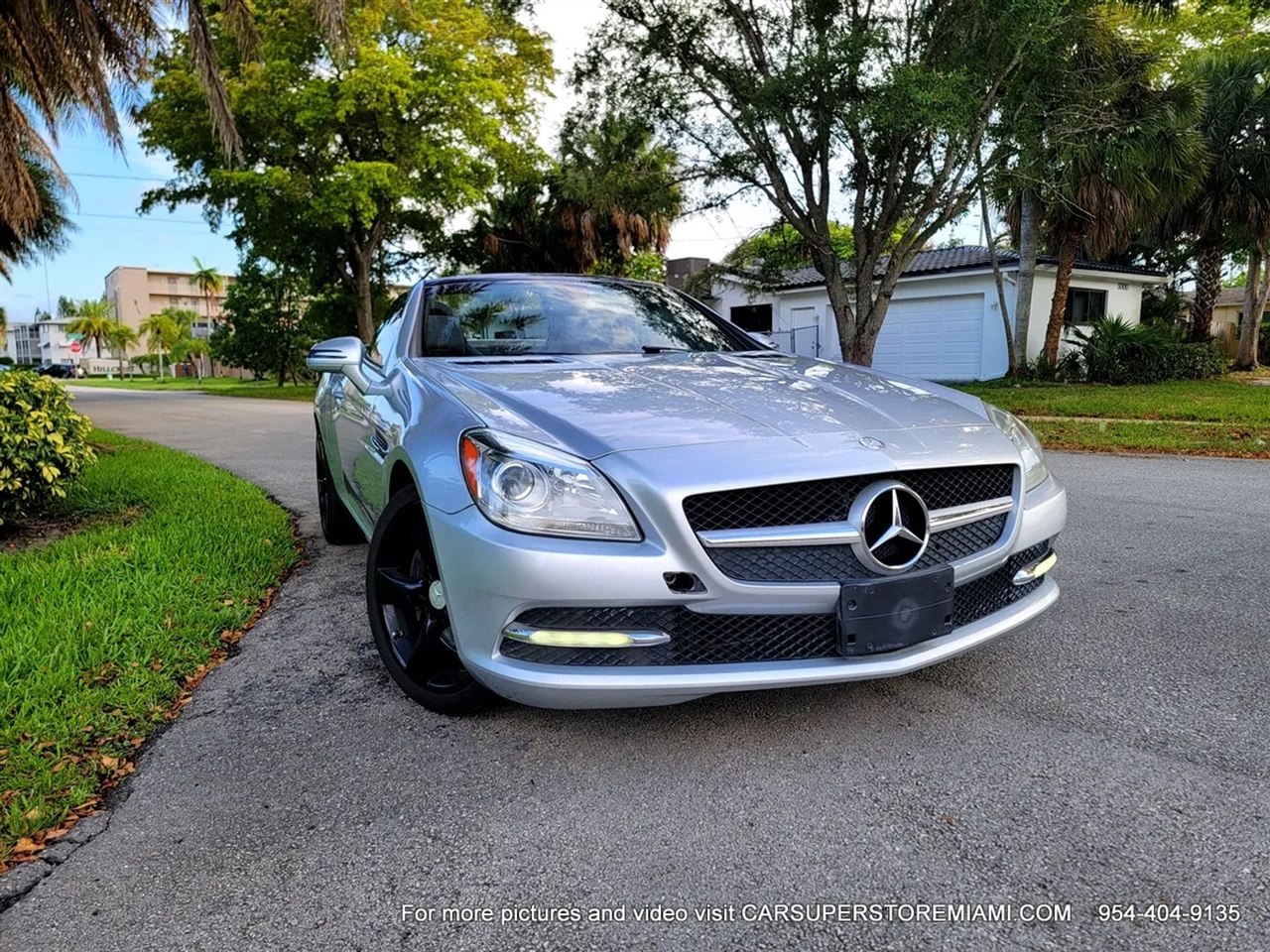 Mercedes-Benz SLK  2012