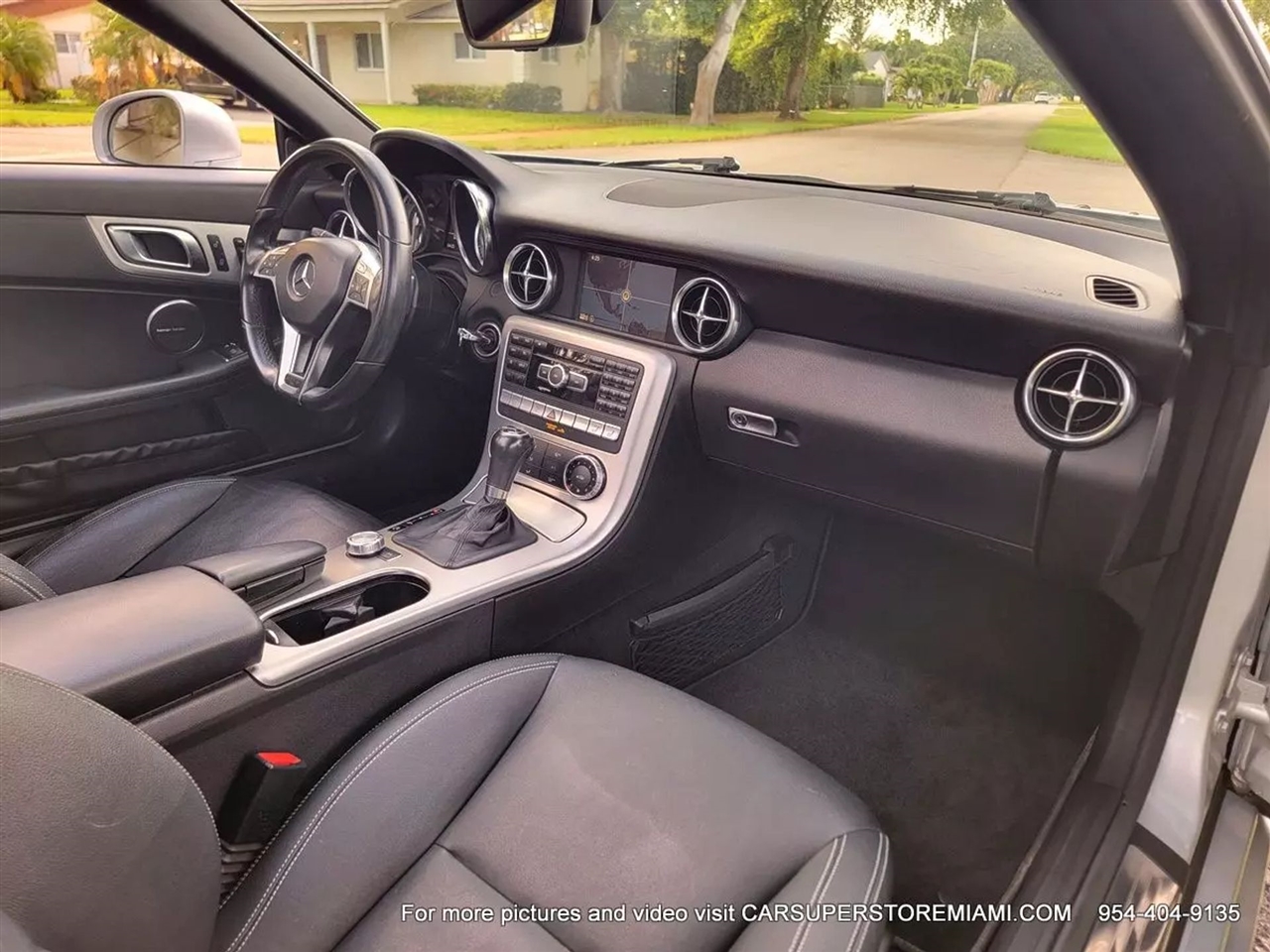 Mercedes-Benz SLK  2012