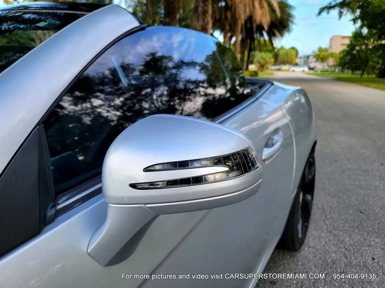 Mercedes-Benz SLK  2012