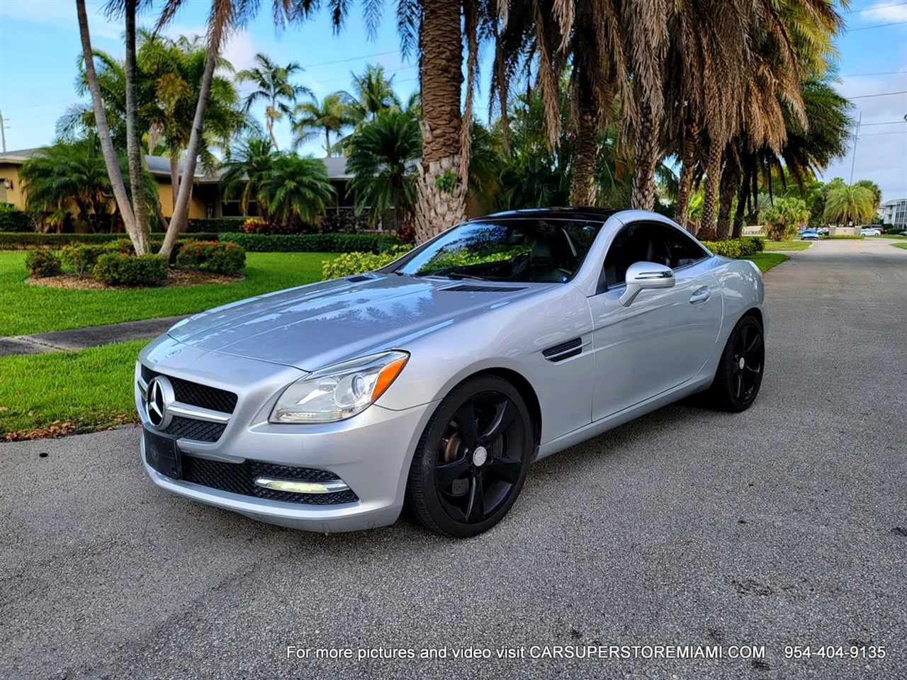 Mercedes-Benz SLK  2012