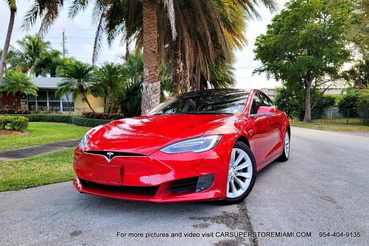 Tesla Model S  2016