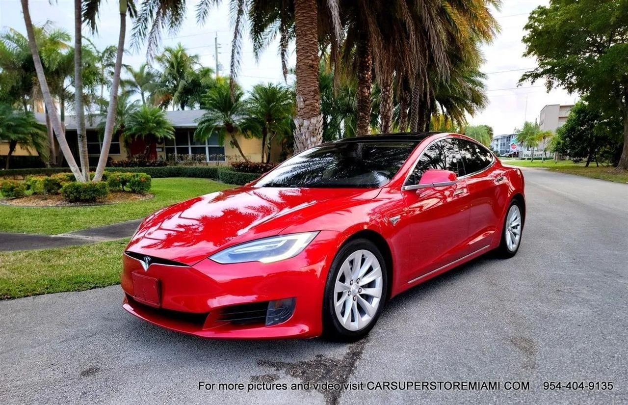 Tesla Model S  2016