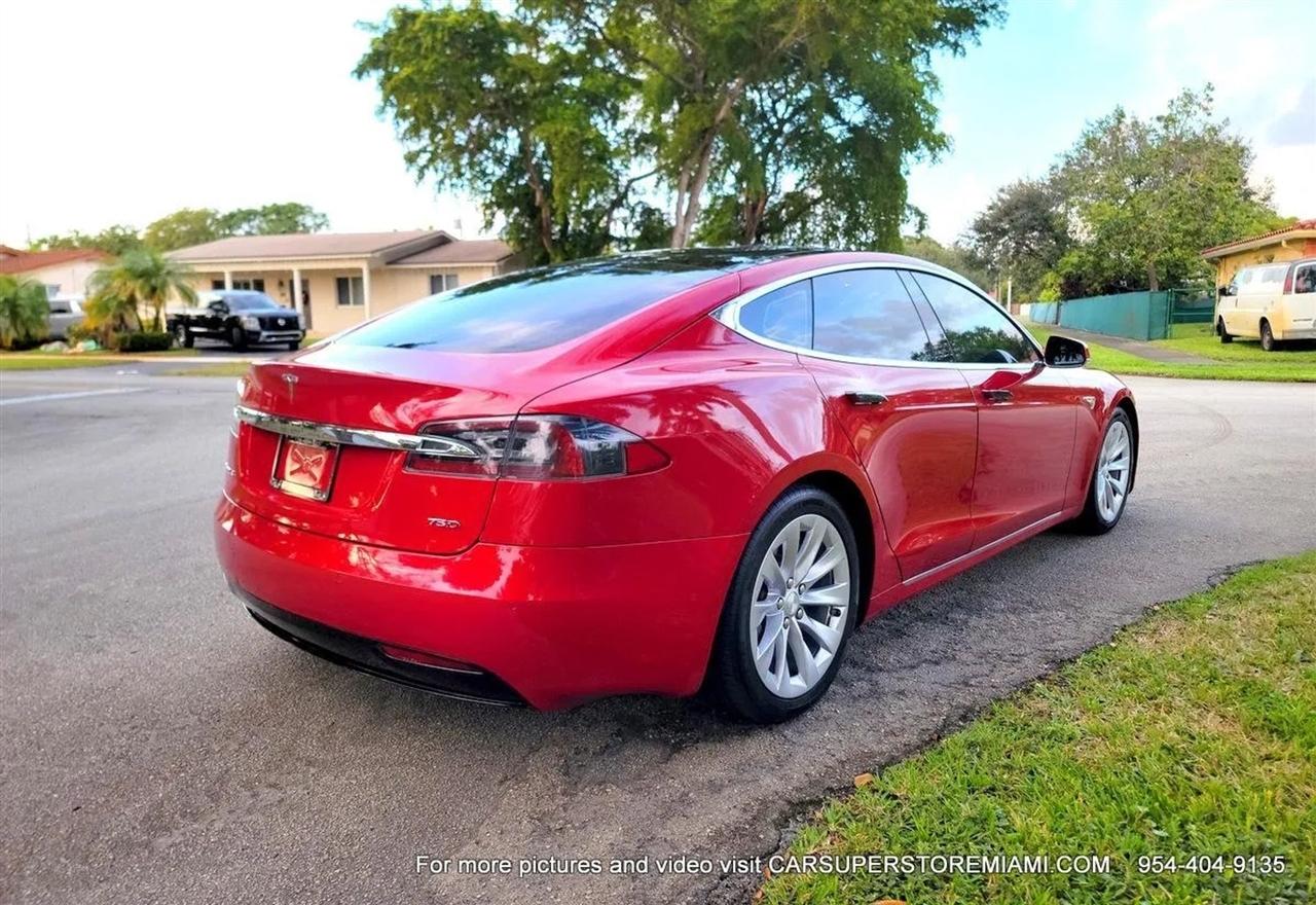 Tesla Model S  2016