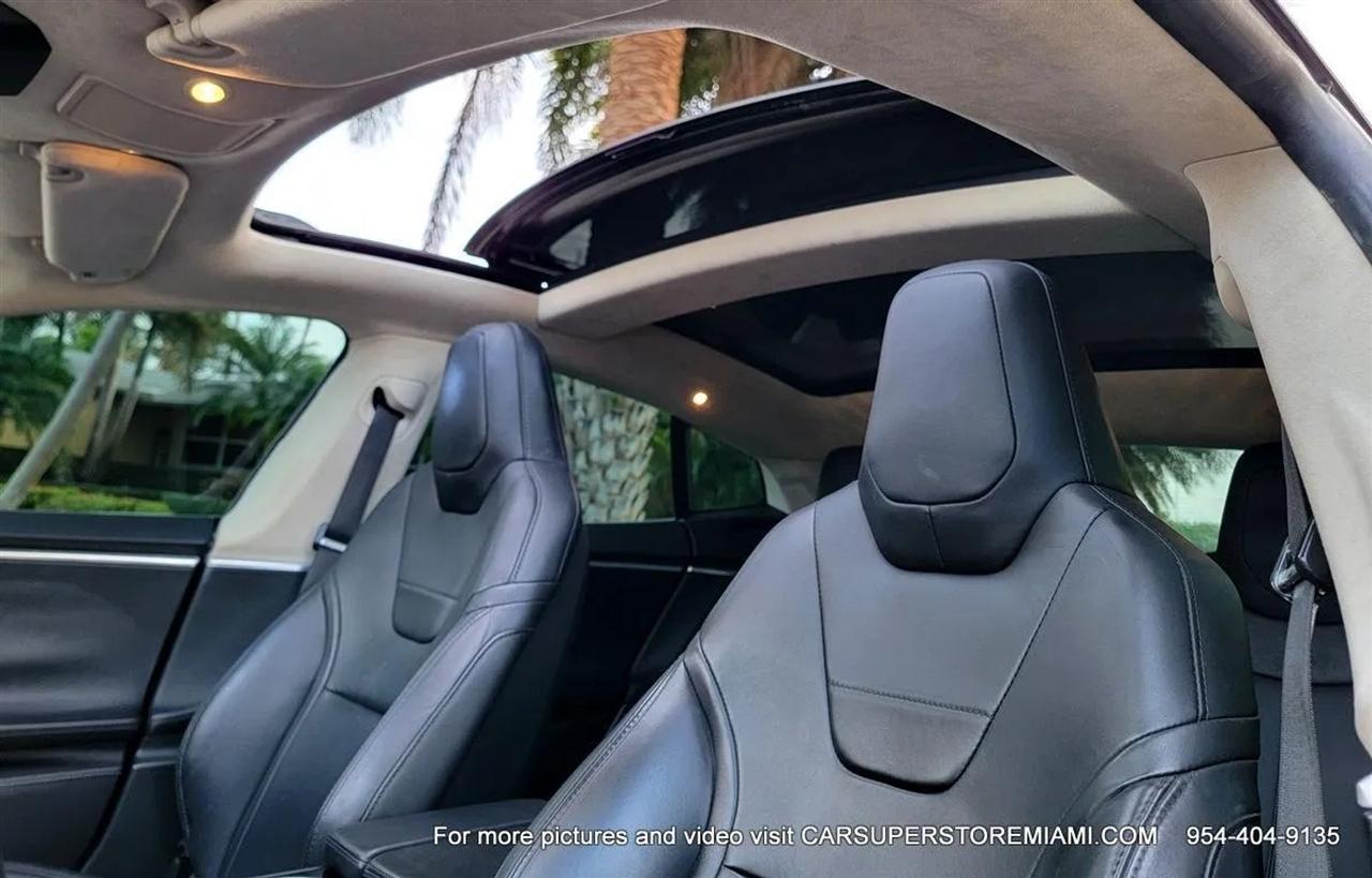 Tesla Model S  2016