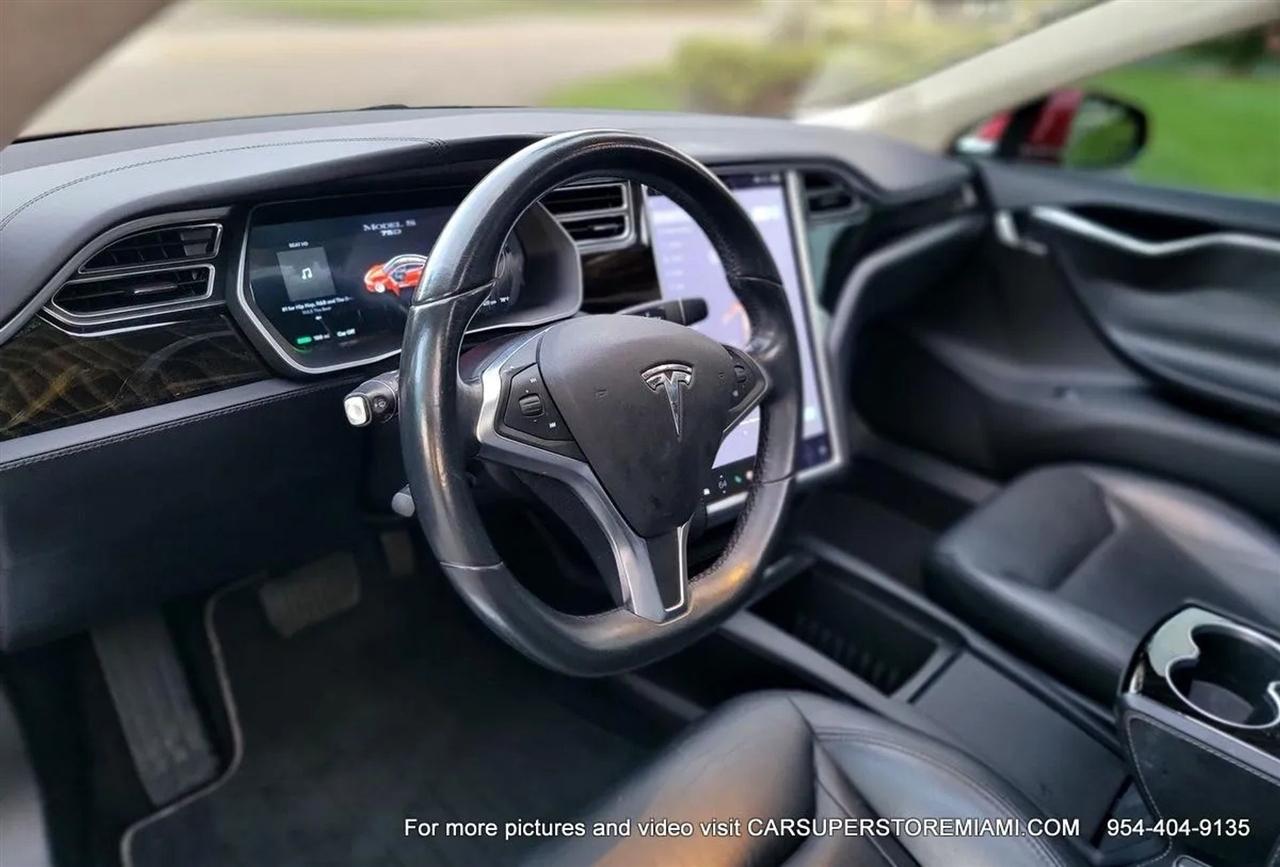 Tesla Model S  2016
