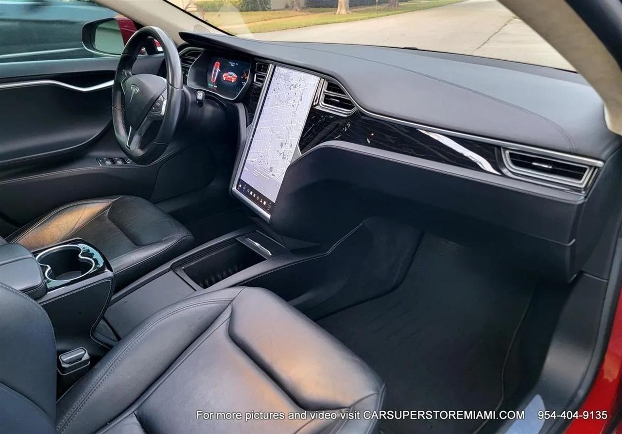 Tesla Model S  2016