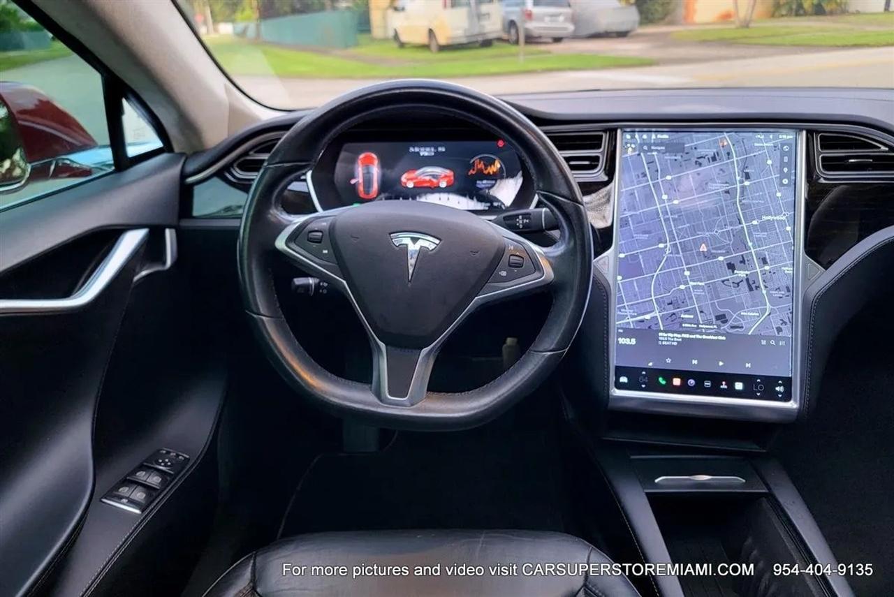 Tesla Model S  2016