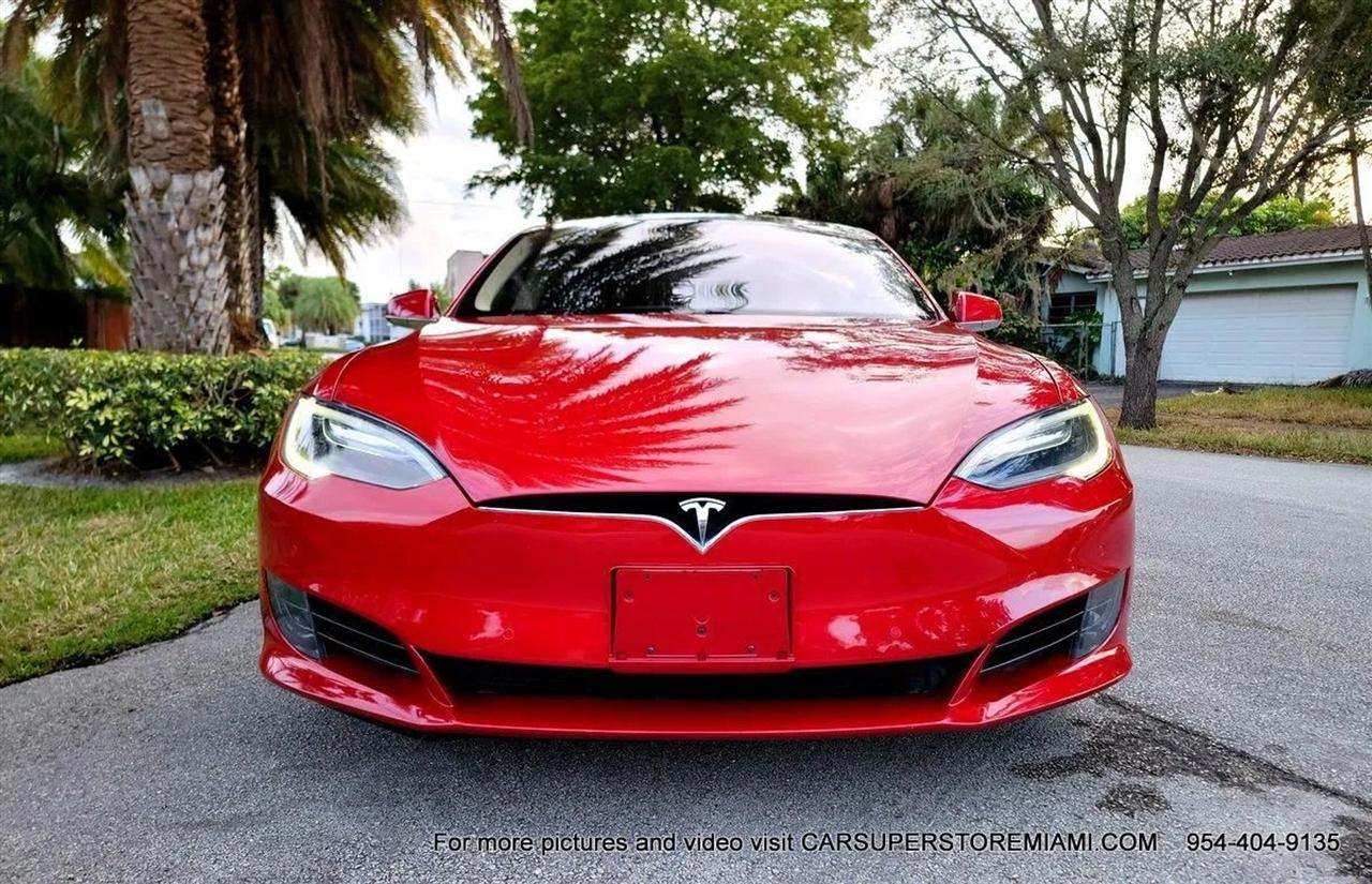 Tesla Model S  2016