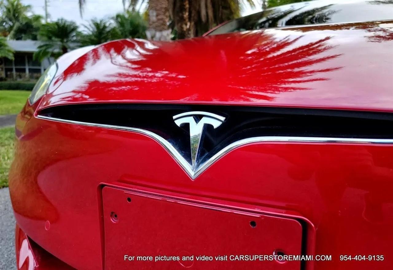 Tesla Model S  2016