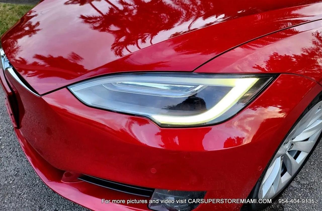 Tesla Model S  2016
