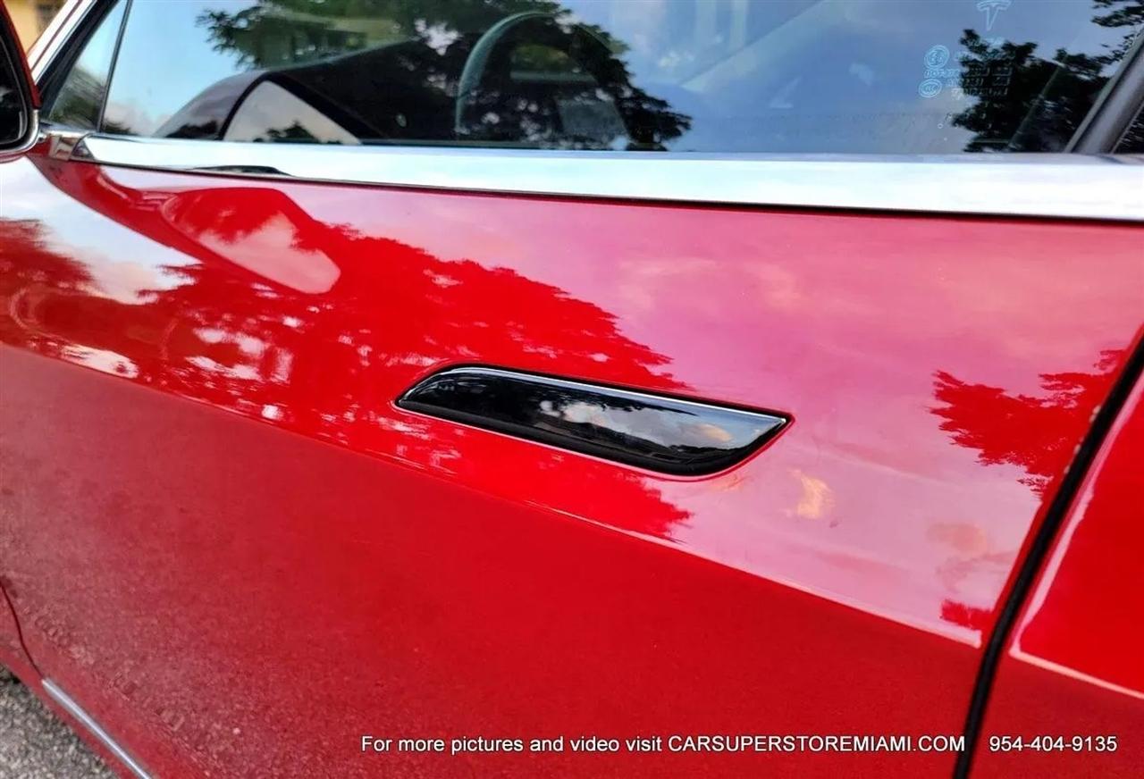 Tesla Model S  2016