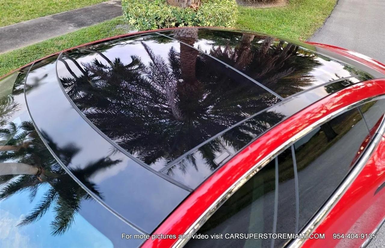Tesla Model S  2016