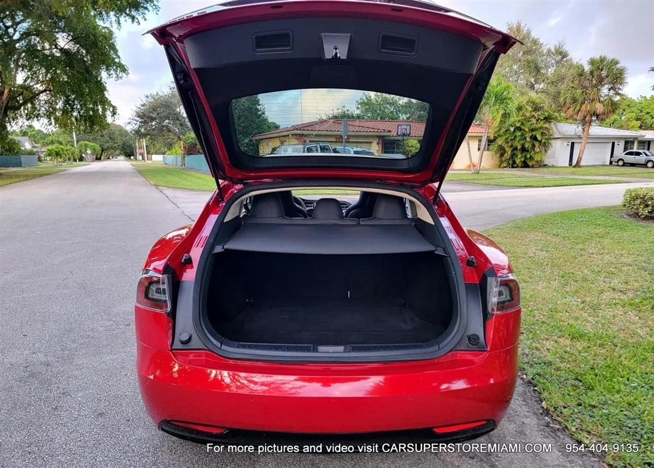 Tesla Model S  2016