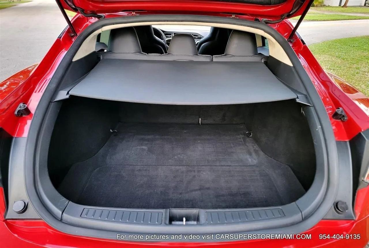 Tesla Model S  2016