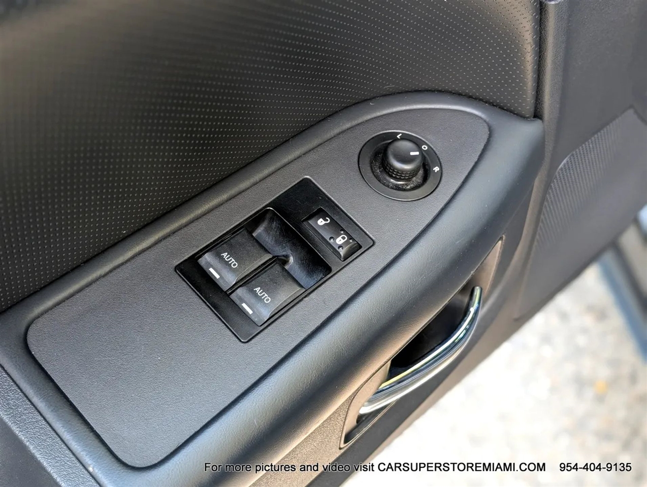 Dodge Challenger  2009