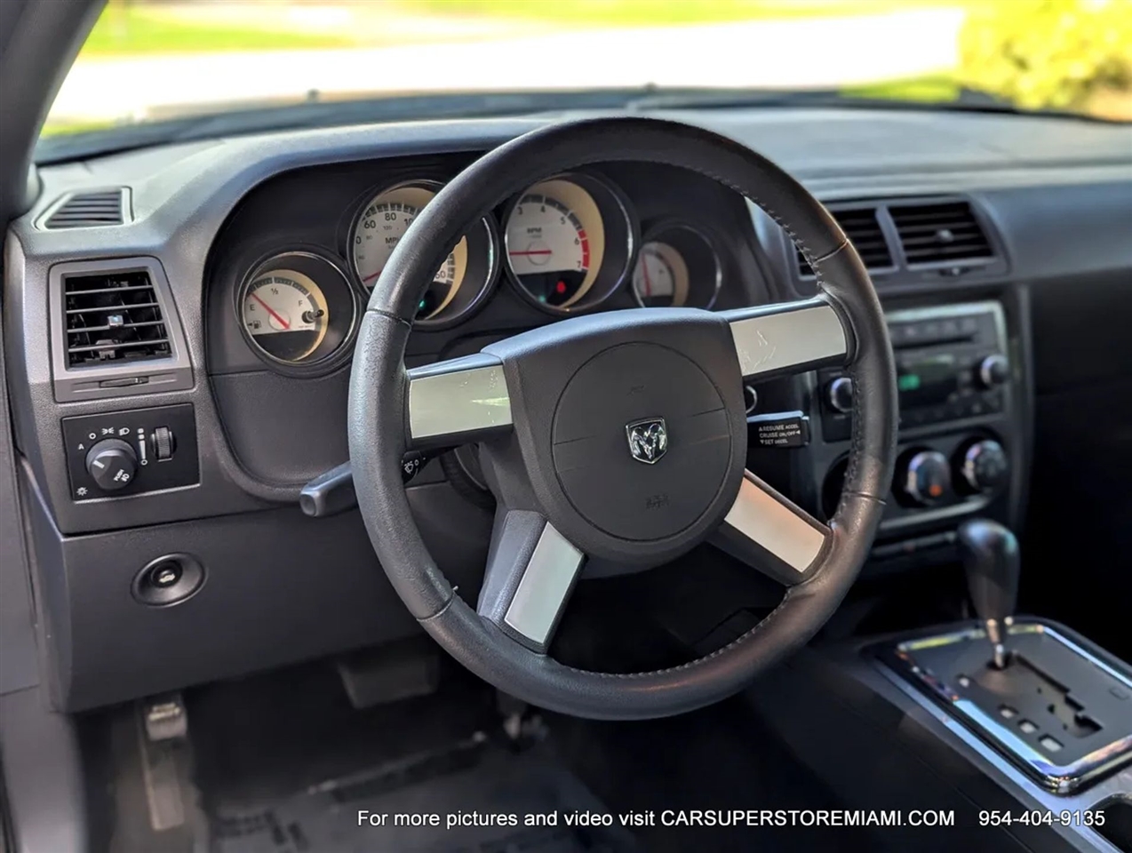 Dodge Challenger  2009