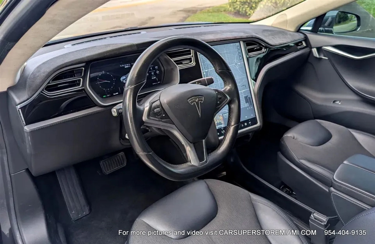 Tesla Model S  2015 Tesla Model S  2015