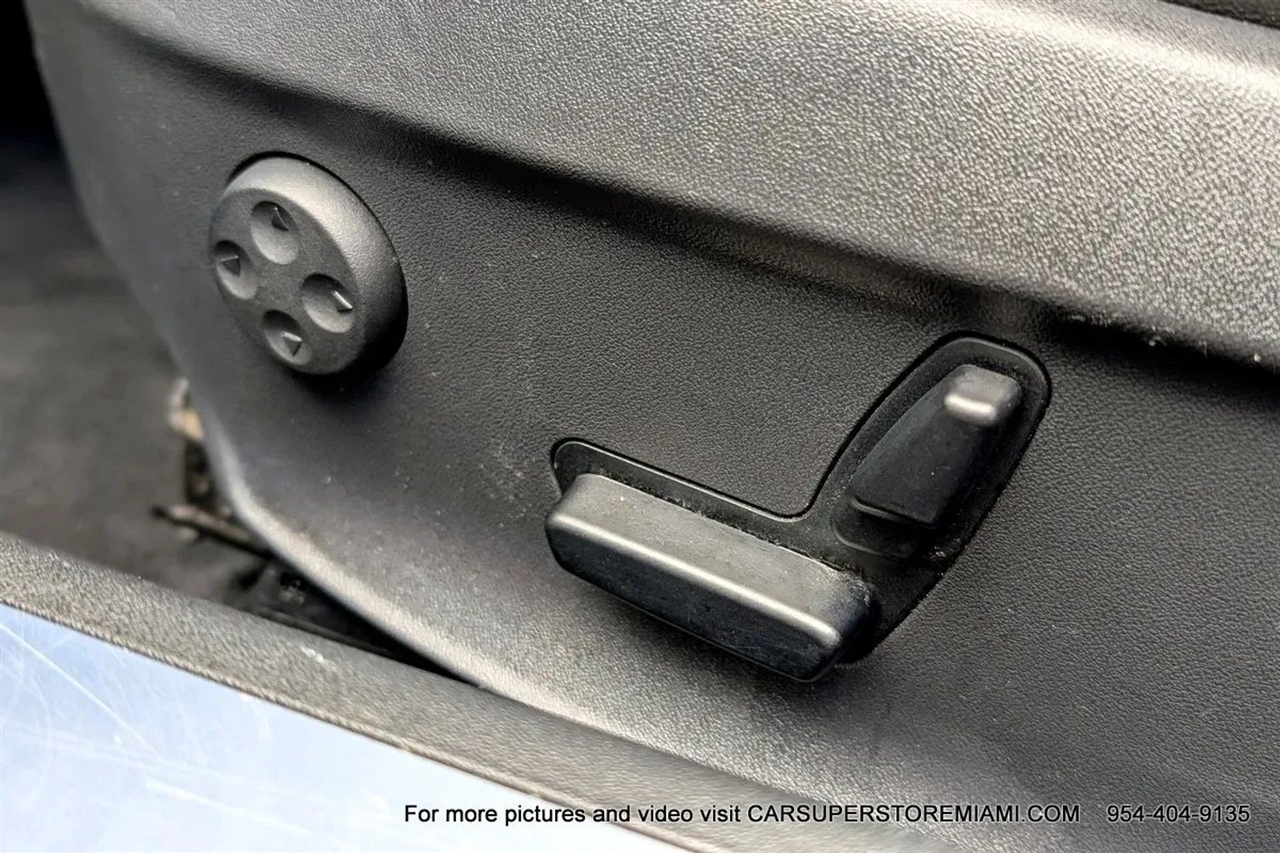 Tesla Model S  2015 Tesla Model S  2015