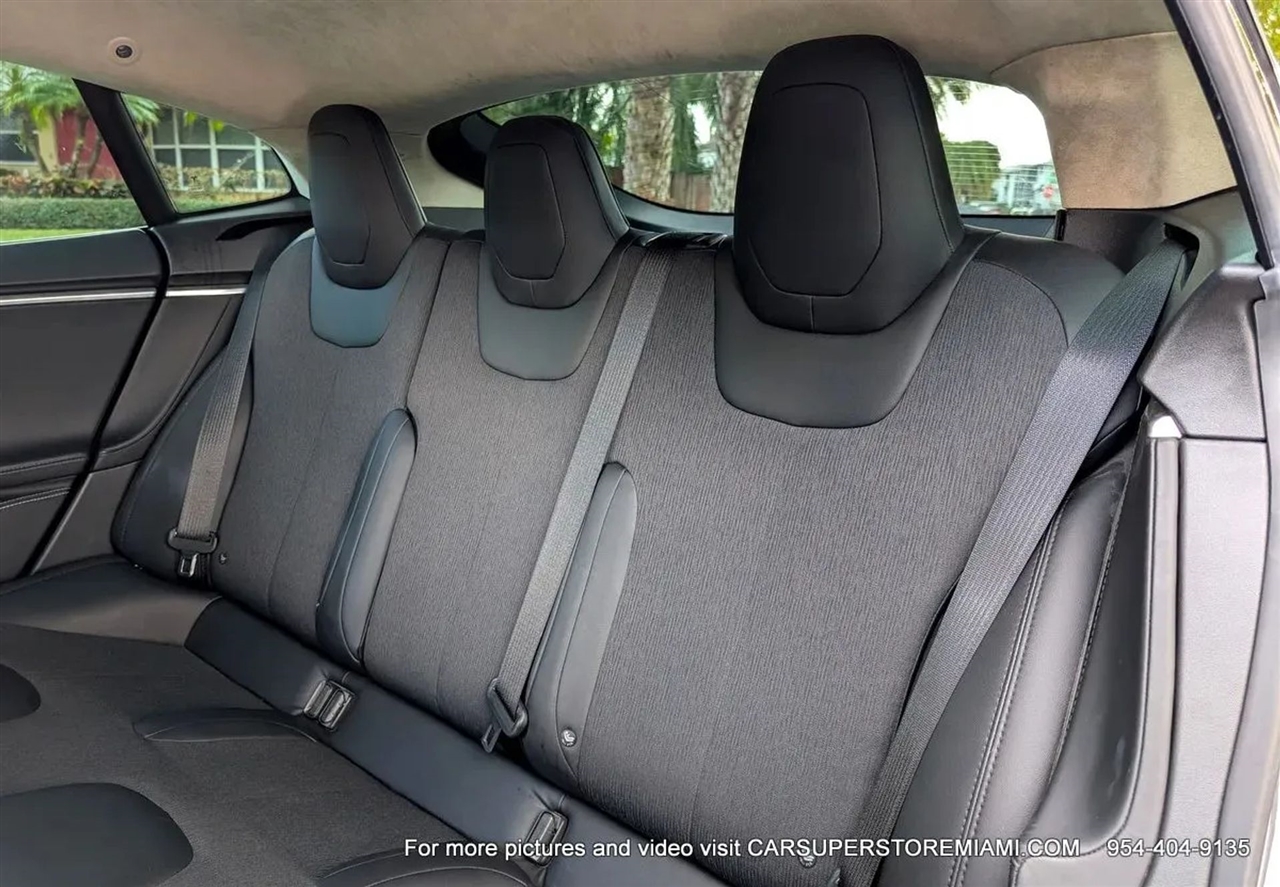 Tesla Model S  2015 Tesla Model S  2015