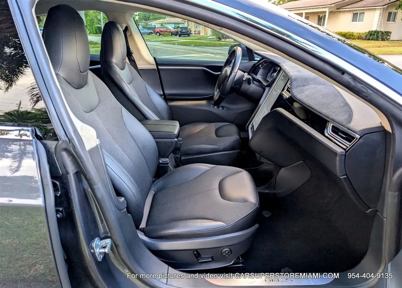 Tesla Model S  2015 Tesla Model S  2015