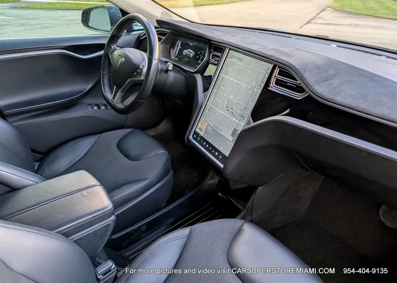 Tesla Model S  2015 Tesla Model S  2015