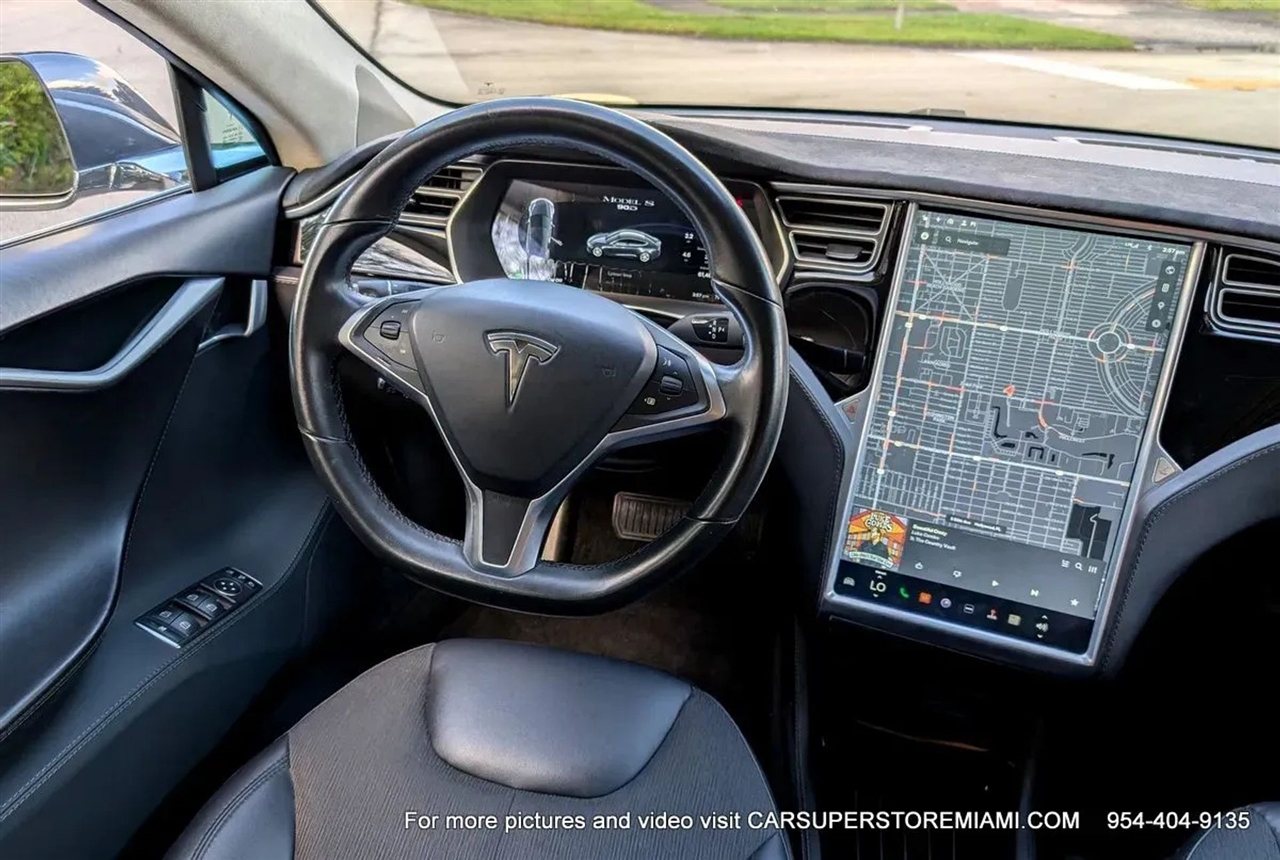 Tesla Model S  2015 Tesla Model S  2015