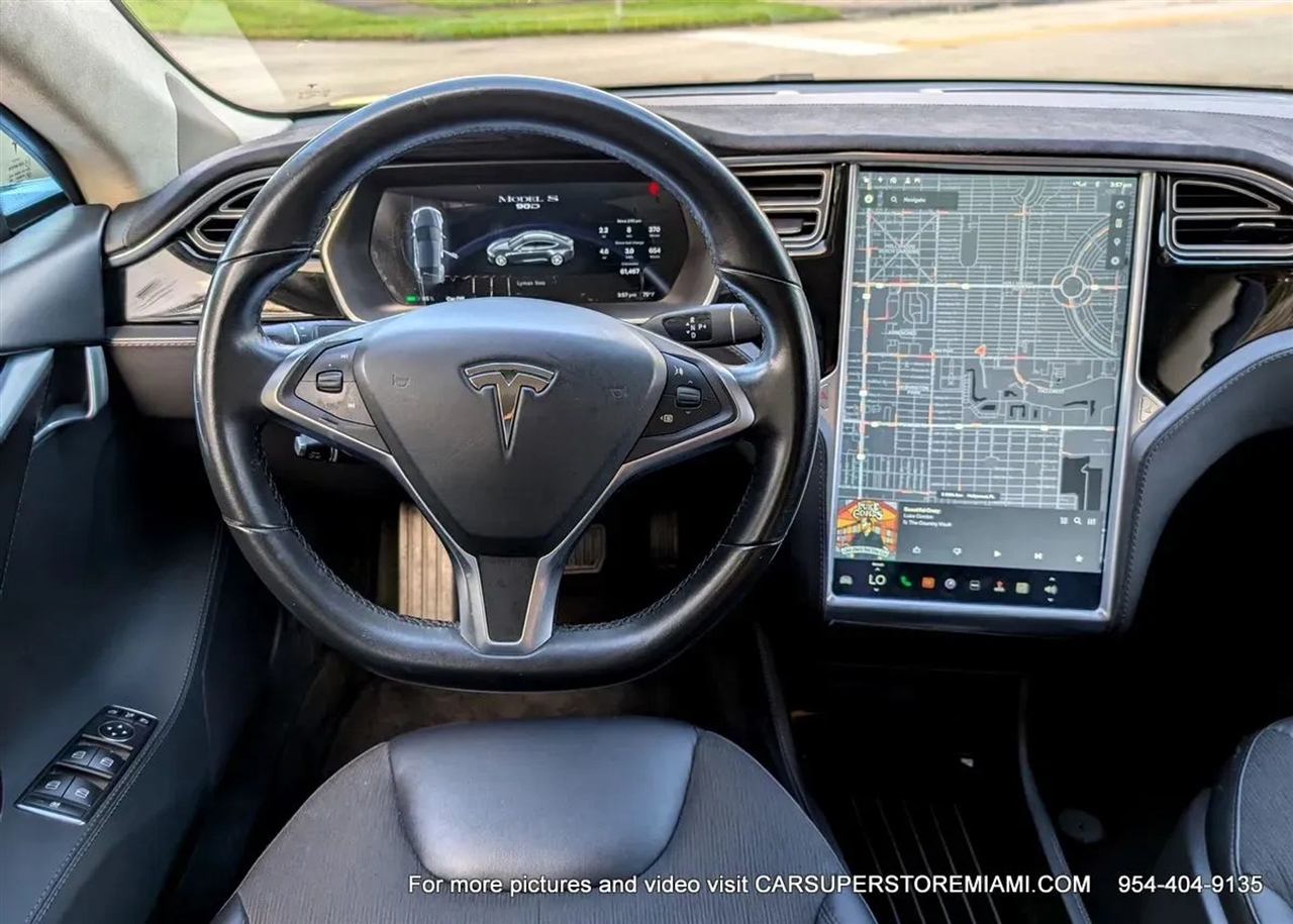 Tesla Model S  2015 Tesla Model S  2015