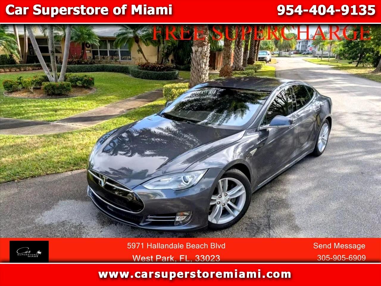 2015 Tesla Model S S's photo