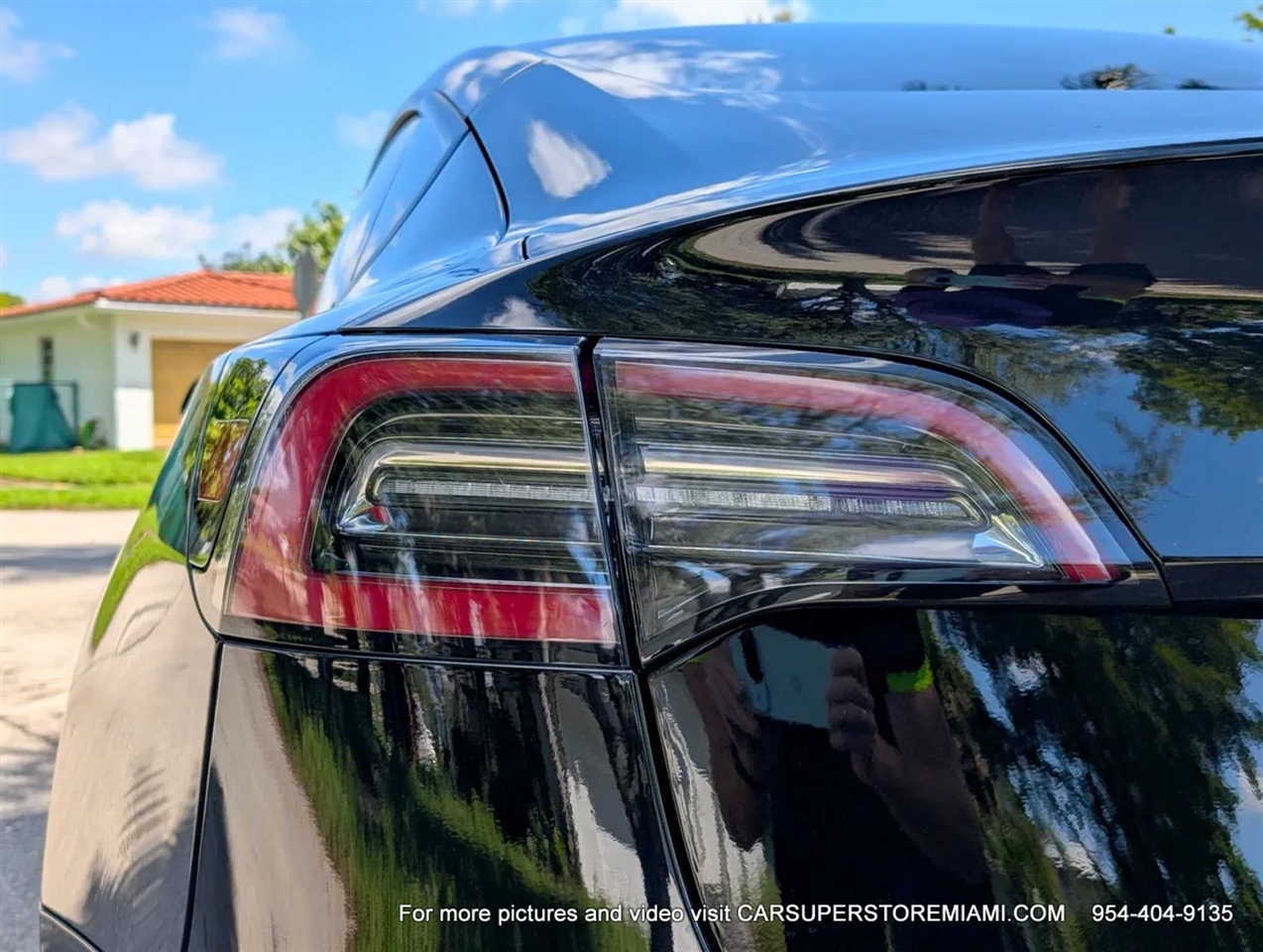 Tesla Model 3  2022 Tesla Model 3  2022