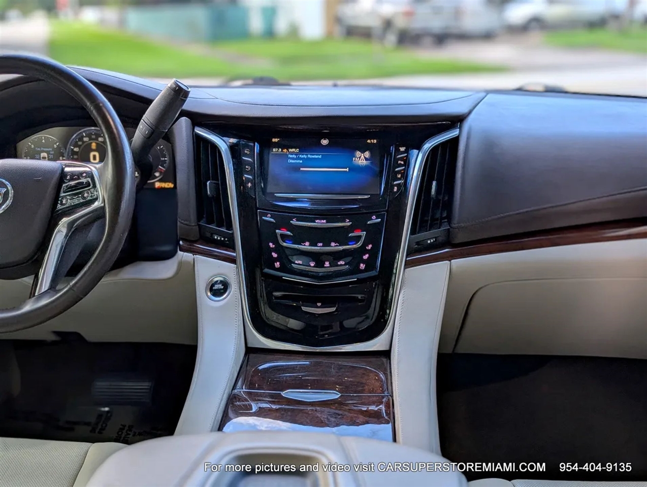 Cadillac Escalade  2015