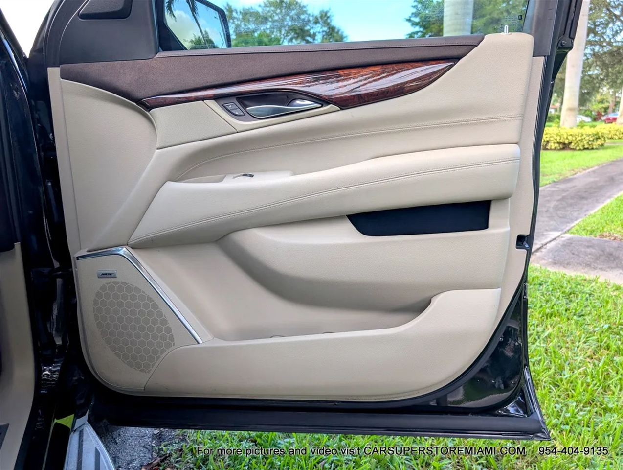 Cadillac Escalade  2015