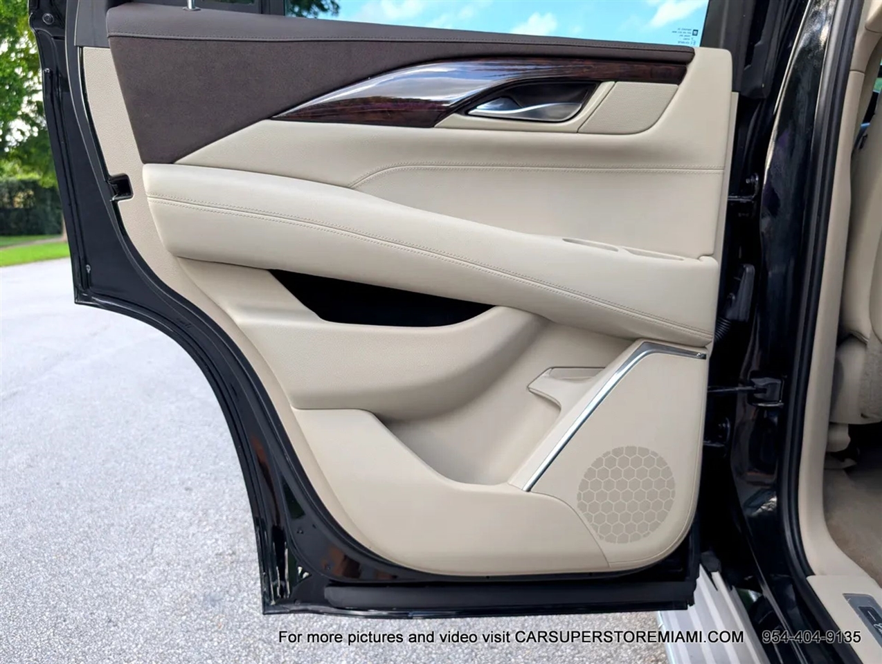 Cadillac Escalade  2015