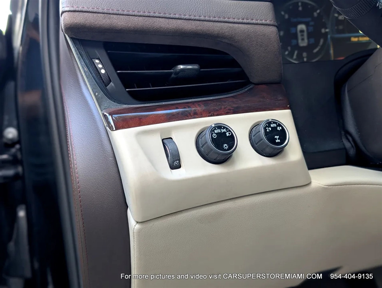 Cadillac Escalade  2015