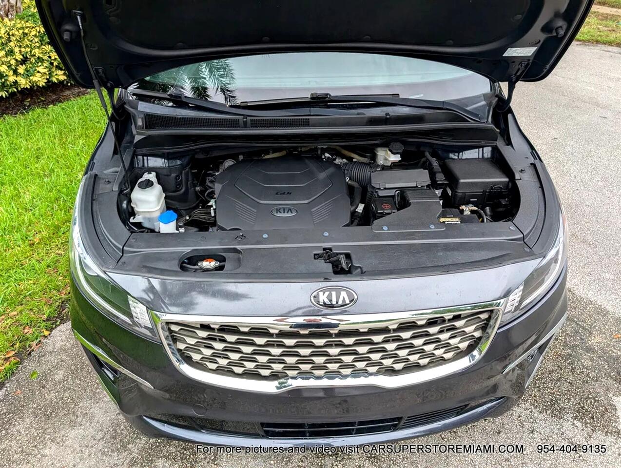Kia Sedona  2021