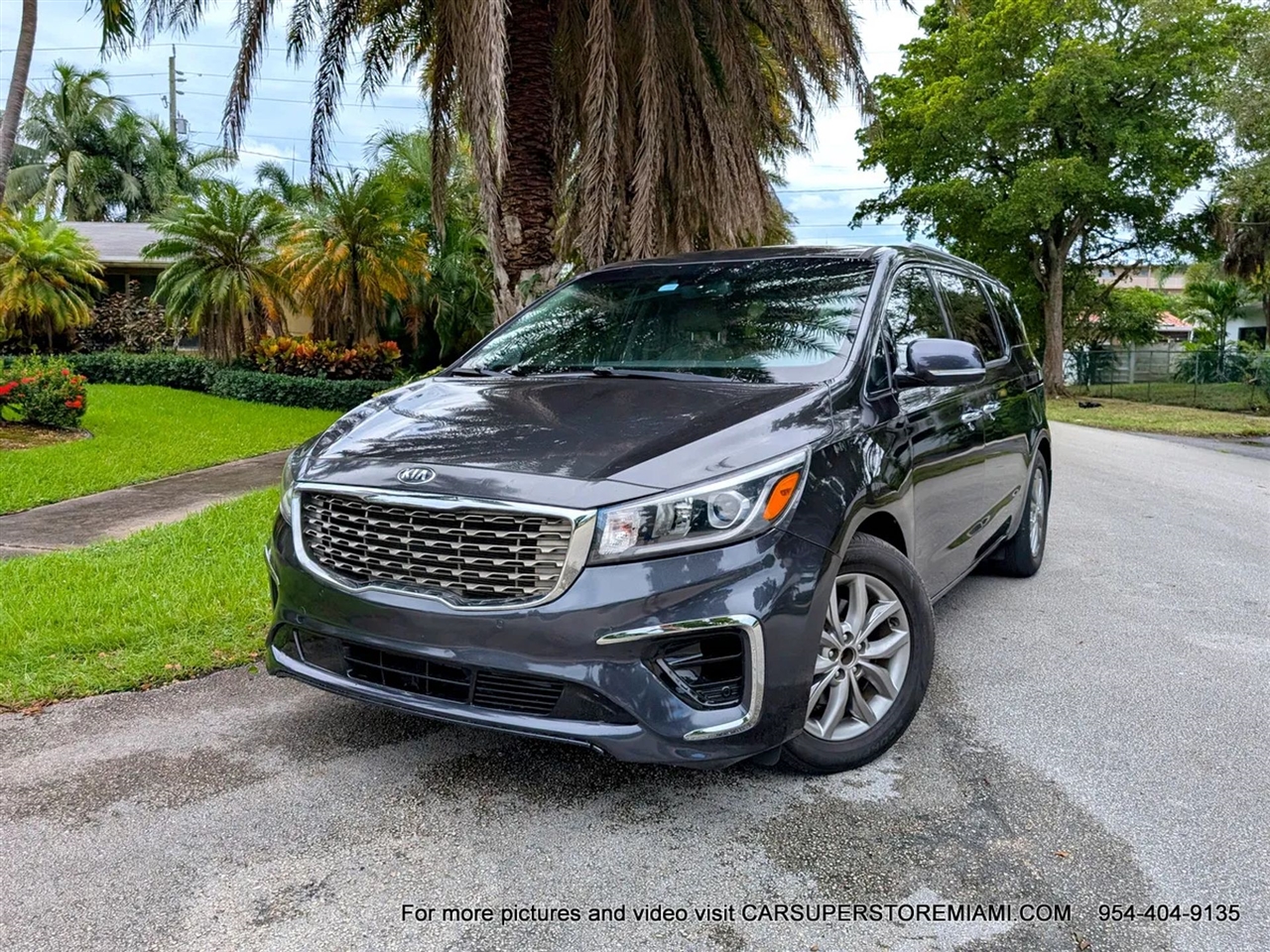 Kia Sedona  2021