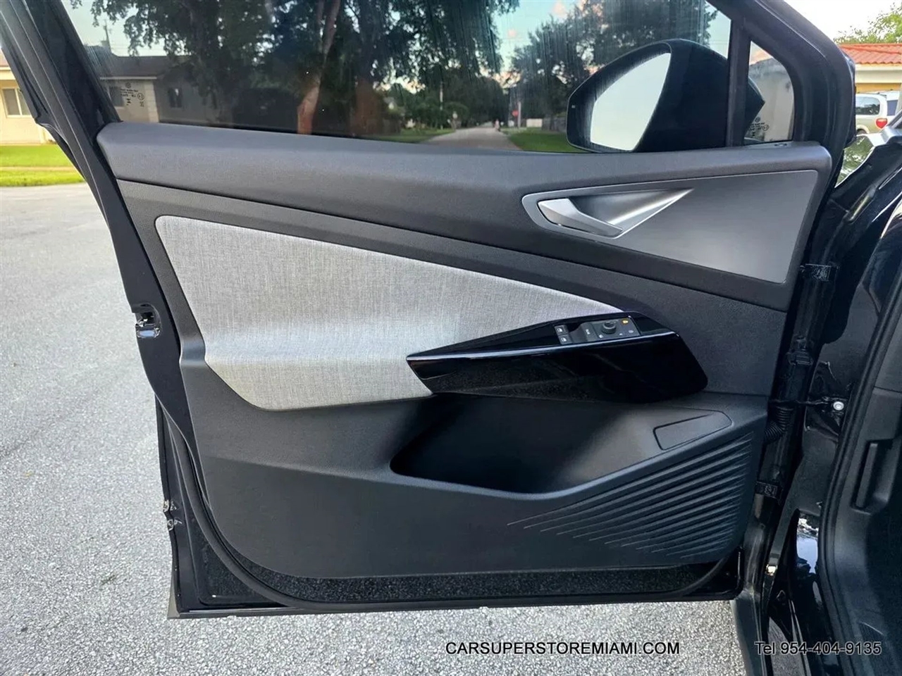 Volkswagen ID.4  2024