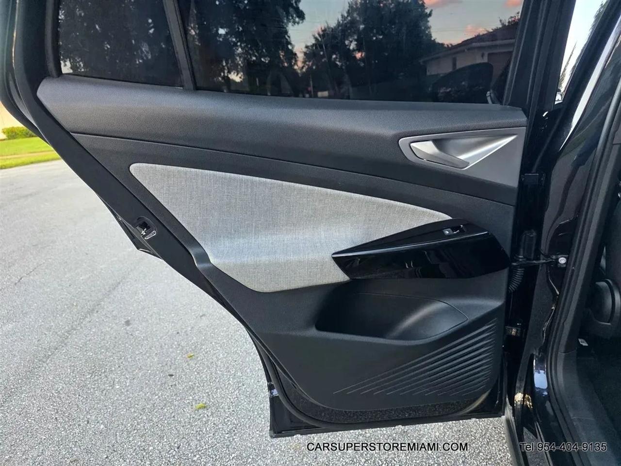 Volkswagen ID.4  2024