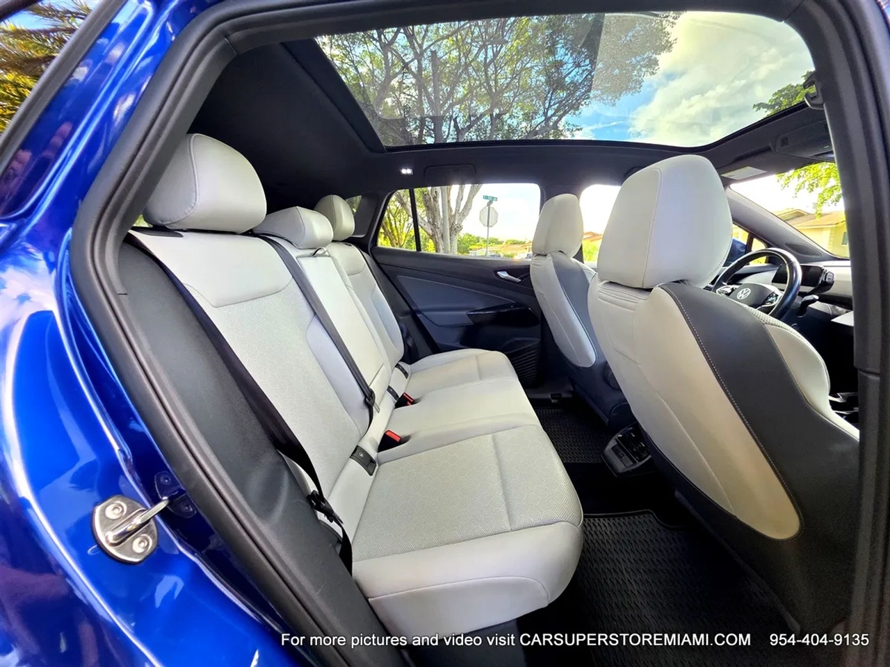 Volkswagen ID.4  2021