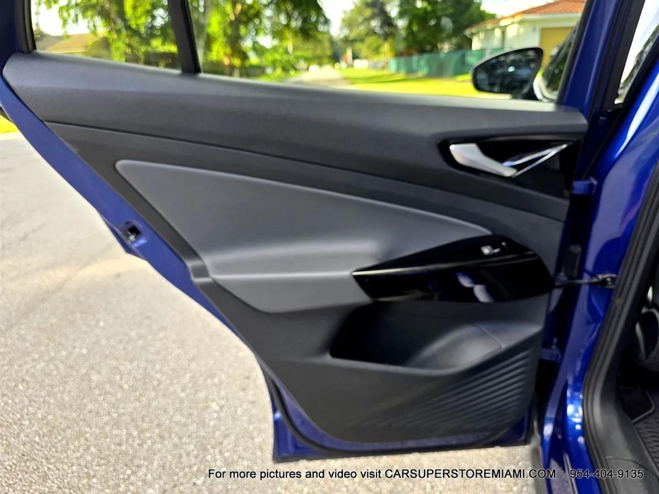 Volkswagen ID.4  2021